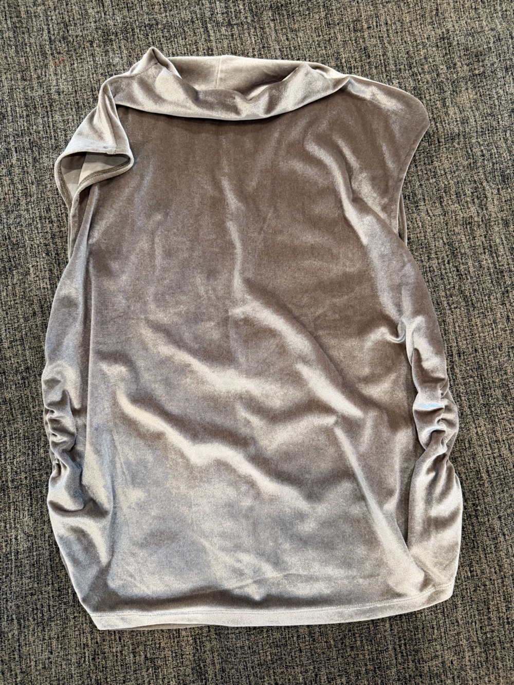 a new day Plush Velvet Fitted Sheet - Taupe Gray